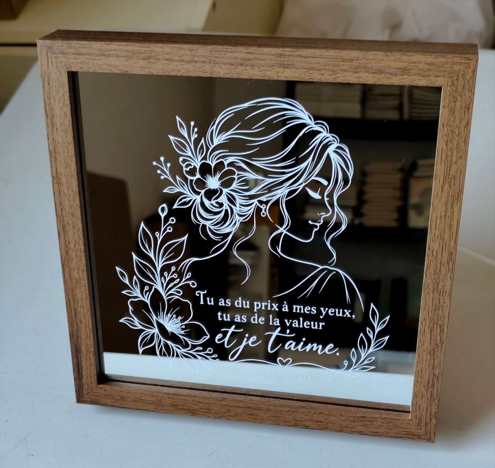 Miroir lumineux "tu as du prix à mes yeux"